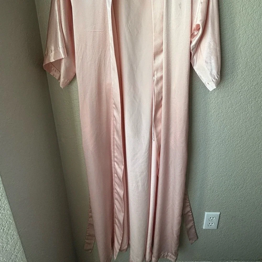 Vintage Nordstrom Belted Night Robe Pink Lingerie. Med-Large Petite.‎